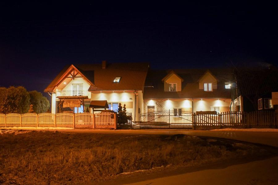 Wichrowe Wzgorze Guest House Krajno Pierwsze Exterior photo